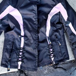 Motorcycle riding jacket with pads sz med